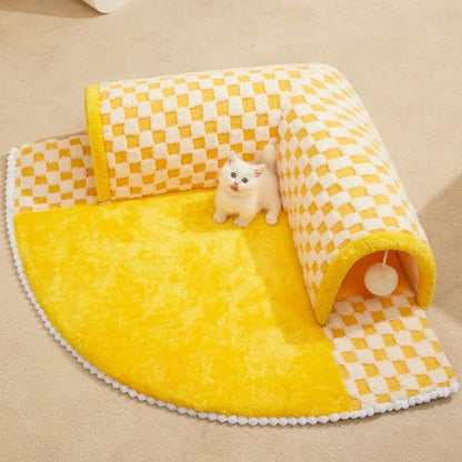Cosy Tunnel Bed to Cats